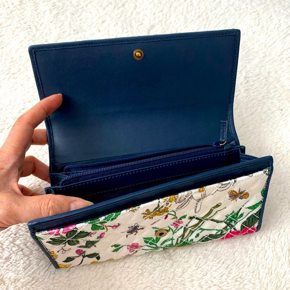 NWT Authentic Gucci Quilted Floral Clutch Wallet MultiColor - Picture 5 of 9